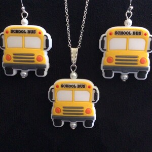 Schulbus Halskette oder Ohrringe (14021)