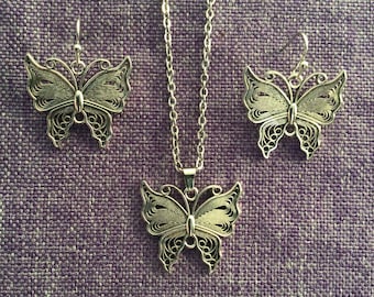 Butterfly Necklace or Earrings (25,027)