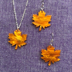 Maple Leaf Necklace or Earrings (11,425)