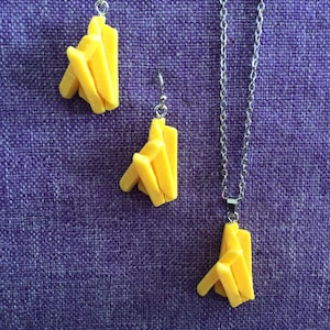 French Fries Necklace and Earrings (25,040)
