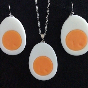 Hard Boiled Egg Necklace and Earrings (11,678)