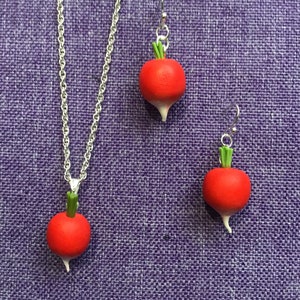 Radish Necklace or Earrings (11,402)