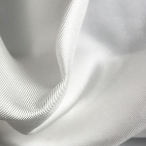 14 Momme 100% Mulberry Silk Fabric by the Meter Yard, Natural Mulberry Silk Pure Silk Fabric for Clothing Bedding, FB178