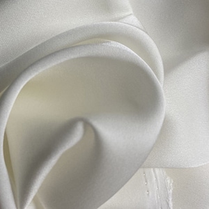 16 Momme Stretch Mulberry Silk Fabric by the Meter Yard, Natural Mulberry Silk Pure Silk Fabric for Clothing Bedding, FB169