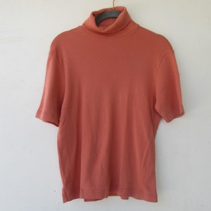 90er Jahre Coral Kurzarm Rollkragen T-Shirt | Micro geripptes Halbarm-Shirt | Kurzarm Strick Top | 1990er Jahre Pullover Strick T Shirt |  Groß