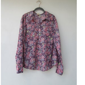 90s Floral Long Sleeve Button Front Top | Cottagecore 90s Floral Button Down Shirt | 90&#39;s Vintage Top | Medium Floral Blouse