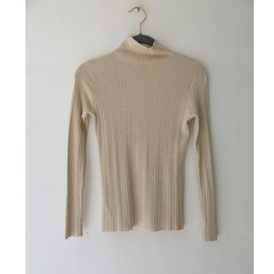 90er Jahre Beige Langarm Mock Neck Gerippte Strickpullover | 90er Jahre Pullover | Strickpullover | Mock Neck Pullover | Rollkragenpullover