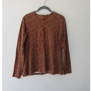 90s Floral Print Henley Tee: Brown Cotton Cottagecore Blouse
