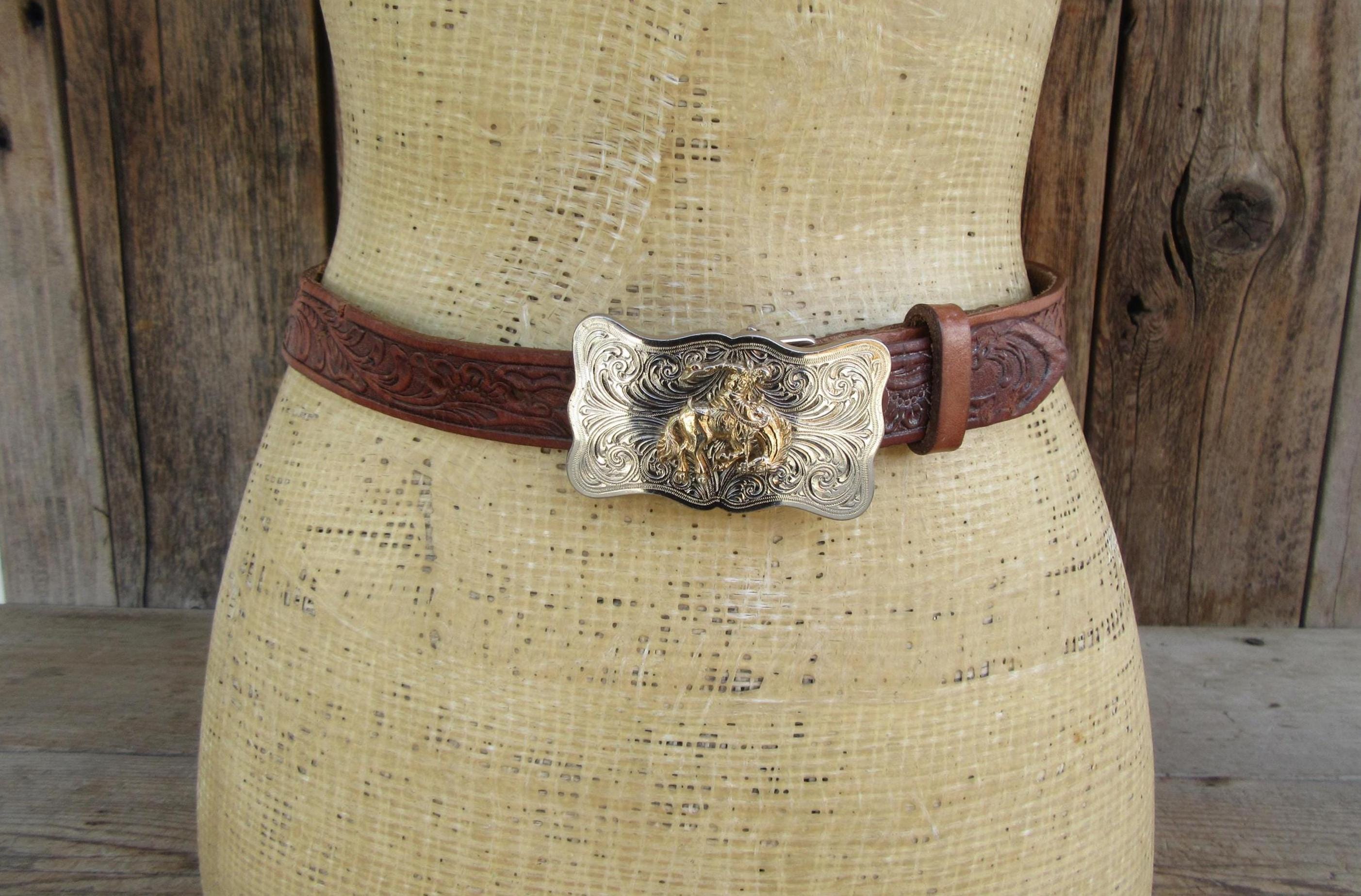 Vtg Chambers Sz 28 Tooled Oak Acorn Leaves Leather “Susan” Western Belt Brown VTG Hand Tooled Leather Belt Detailed Long Horn Buckle XS  main image 4