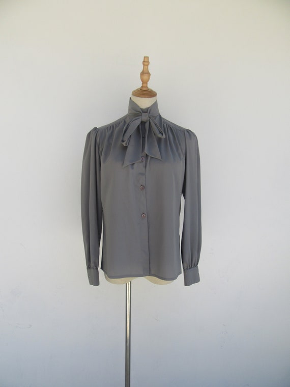 Vintage 1980s Grey Pussy Bow Secretary Long Sleeve