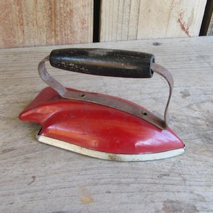 Vintage Toy Iron | Wolverine Toy Iron | 1940&#39;s Toy | Kids Toy | Children&#39;s Toy