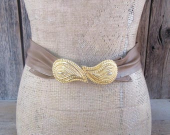 Cinto de couro marrom dos anos 90 com fecho e fivela | Fivela dourada | Cinto statement