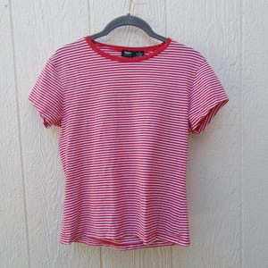 90&#39;s&#39;s Red & White Striped Short Sleeve Crew Neck Short Sleeve Tee Shirt Ring Collar Tee  Pullover Tee Striped Top Summer Tee Shirt