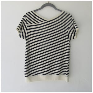 90s Striped Cap Sleeve V-Neck Knit Top | V-Neck Blouse | 90s V-Neck Top | Striped Knit Shirt | Small Striped Top
