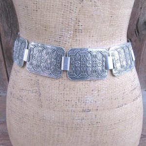 90's Silver Tone Link Belt : Size Small