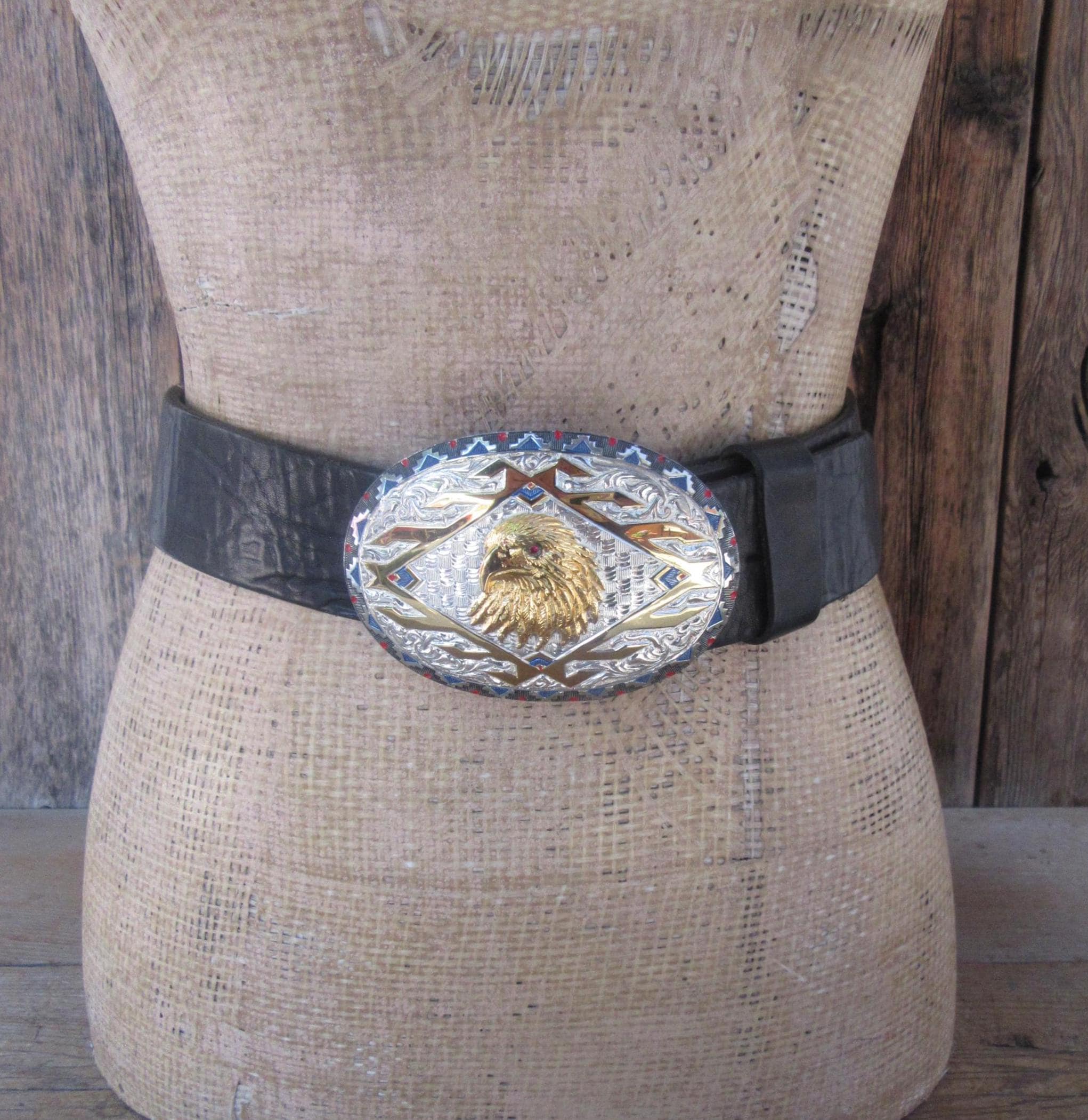 Vintage Crumrine Ladies silver plated belt buckle on blk leather belt-34” Amazon.com: CRAFTMEMORE Western Engraved Metal Belt Buckle  main image 4