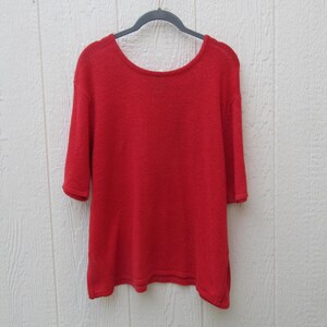 Jersey de cuello redondo de mezcla de seda y lino rojo estilo vintage de los 90: manga corta, talla grande.