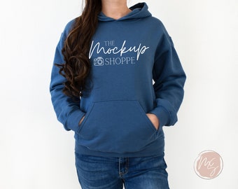 Indigo Blue Gildan 18500 Modell Mockup, Gildan Hoodie Mockup, 18500 Gildan schwere Mischung Mockup, Lifestyle Mockup, 18500 Sweatshirt Mockup