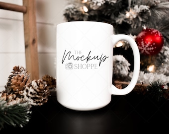 Makieta kubka świątecznego, makieta kubka do kawy 15 uncji, makieta stylu życia, makieta kubka sublimacyjnego, makieta kubka świątecznego, pobieranie cyfrowej makiety