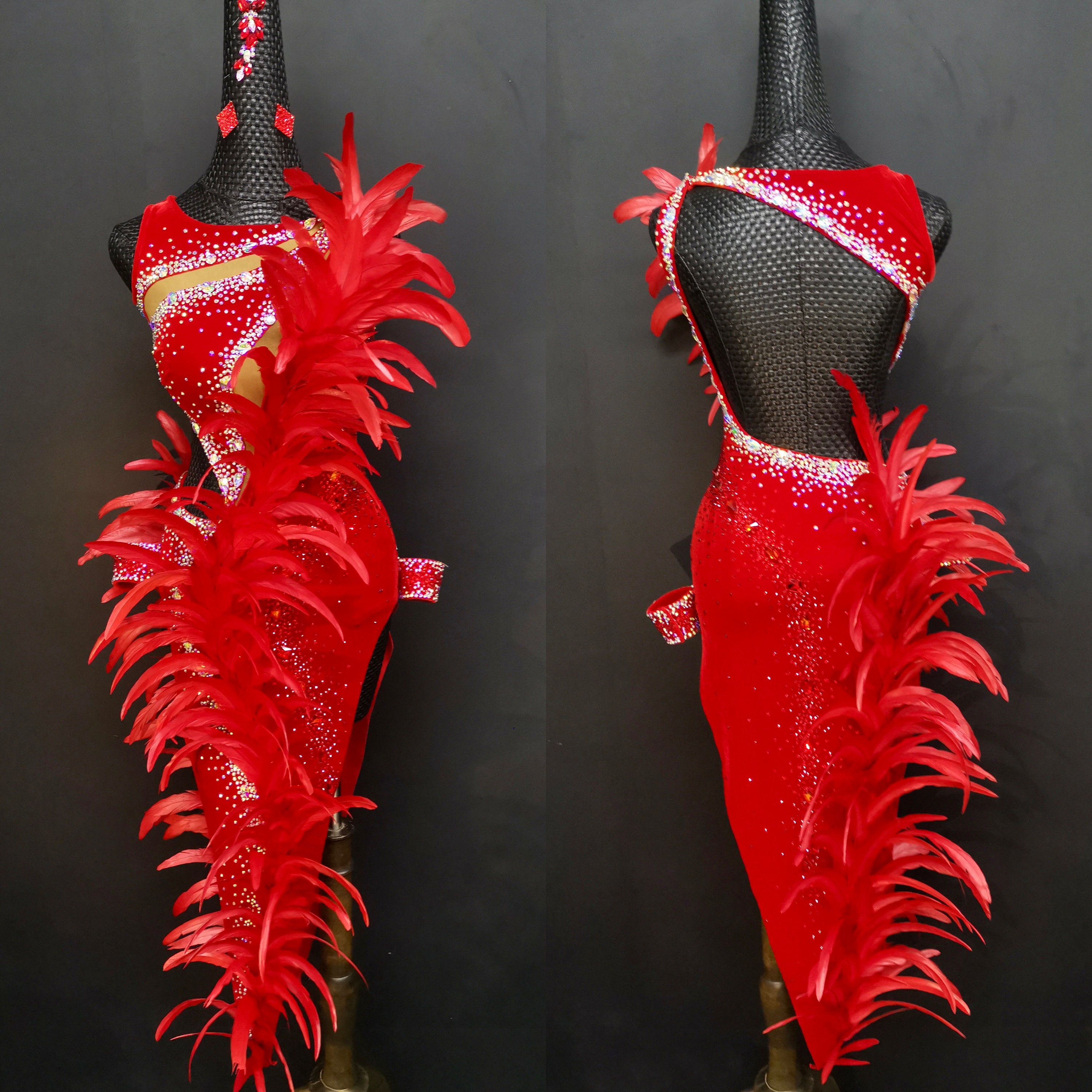 Samba Feather Dress Vestido Plume Showgirl Outfit Sequin Feather