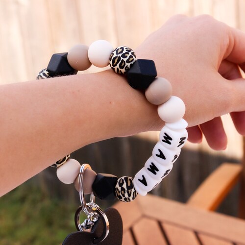 Munchewy Personalized Silicone Bead Keychain Bracelet - Wristlet For Women's Keys, Adjustable, Fashion Jewelry Gift