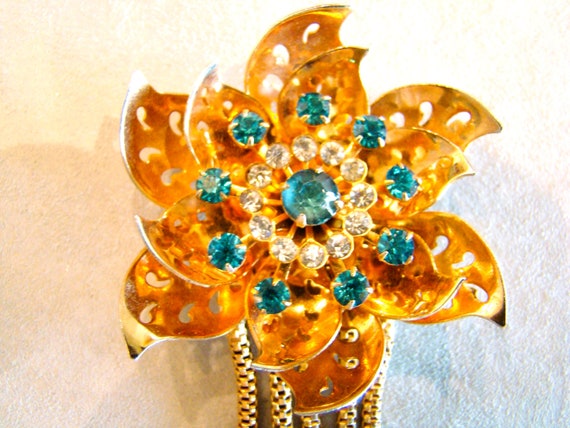 Vintage Coro Three Dimensional Aqua Rhinestone Fl… - image 2