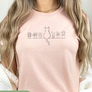 Katzenliebhaber T-Shirt, Pflanzenliebhaber Shirt, Gärtner Shirt, lustiges Katzen Shirt, Pflanzenliebhaber Geschenk, Pflanzen Lady Tee, trendiges Katzen Shirt