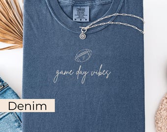 Spieltag Vibes Fußball-Shirt für Frauen, minimalistisches Spieltag-T-Shirt, Komfortfarben Herbst-Grafik-T-Shirt, süßes Fußballsaison-Oberteil