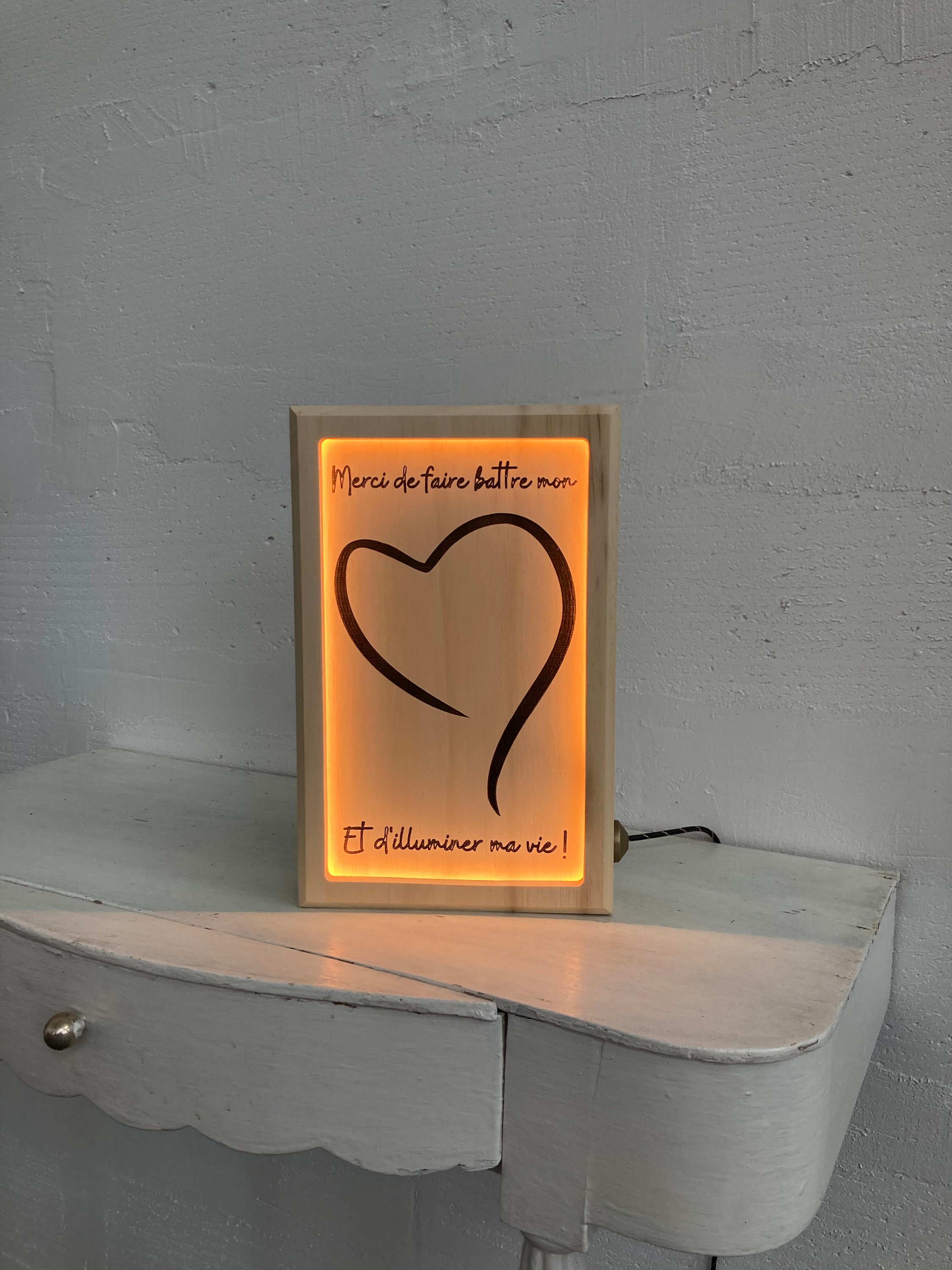 Idée cadeau Saint Valentin : Lampe personnalisée LED avec Cœur