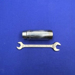 Mac Tools wrench and socket