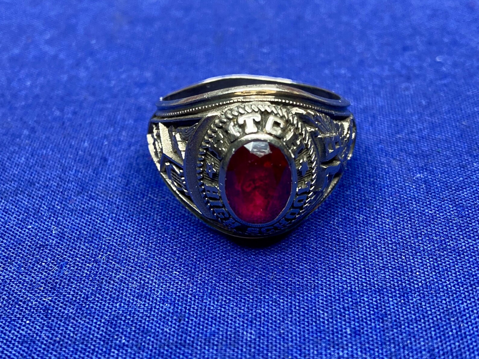 Vintage Class Ring 1976 Fitch High School Etsy