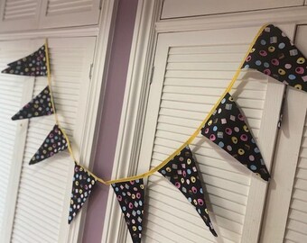 Liquorice allsorts bunting 2.5 metres