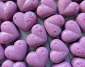 PAMPERING BLISS Packs of 5 Heart Soy Wax Melts, Highly Fragranced Soy Wax Hearts, Purple Soy Wax, Home Fragrance