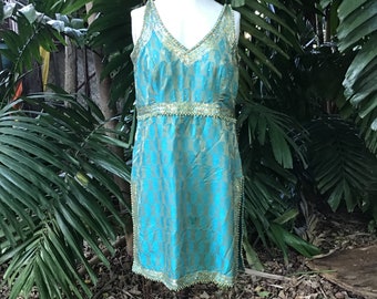 Vintage dress in silk/satin