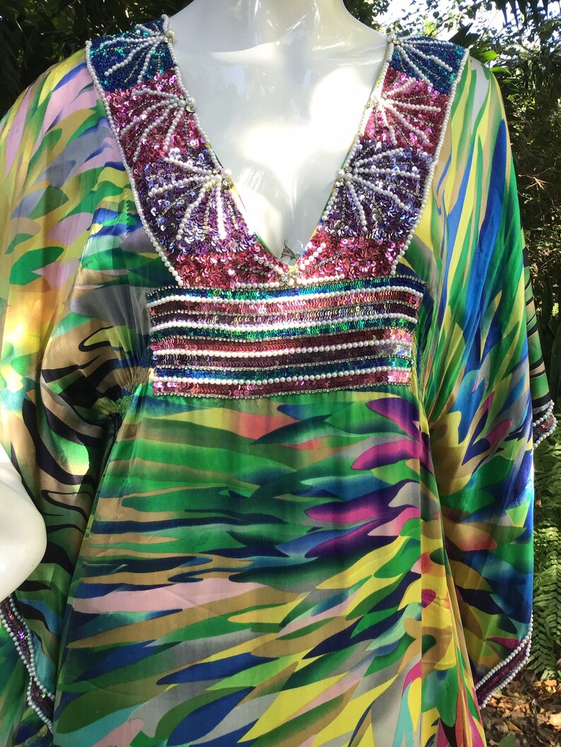 Vintage Kaftan in silk and sequins image 1