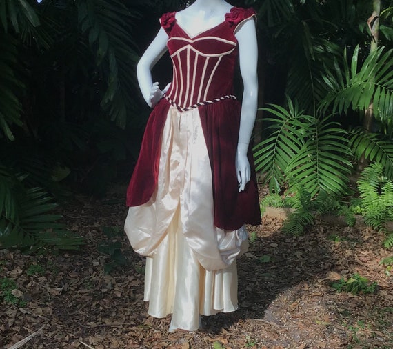 Vintage 1950s Dress with velvet corset and satin - image 1
