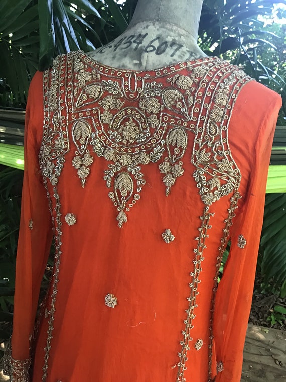 Rare find vintage Indian top/dress in silk with g… - image 3