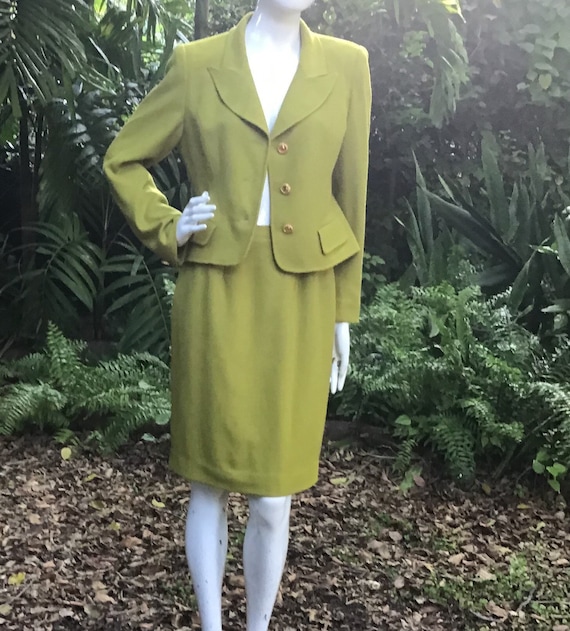 Vintage skirt suit with jacket 1960s - image 7