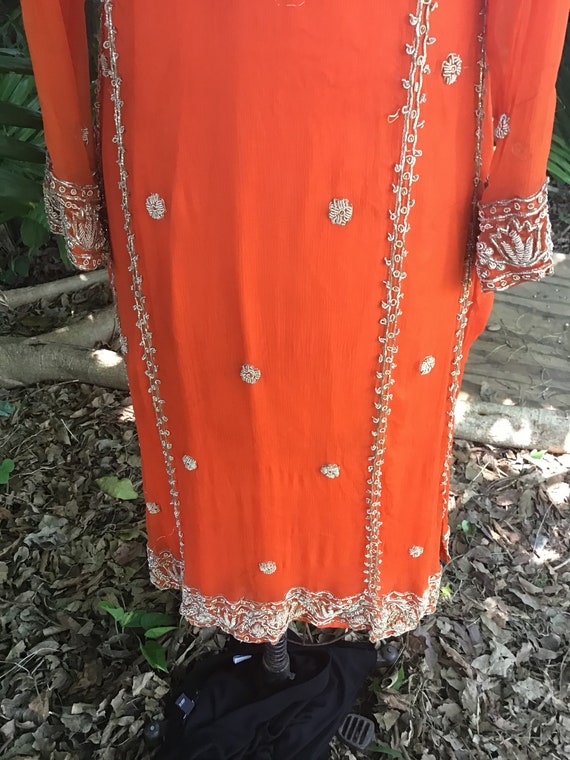 Rare find vintage Indian top/dress in silk with g… - image 4