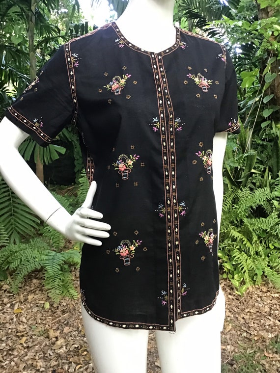 Vintage cotton chiffon embroidered top - image 4