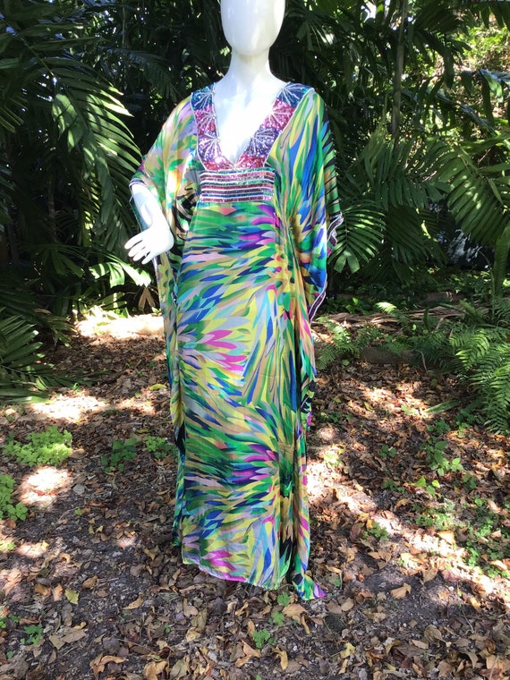 Vintage Kaftan in silk and sequins - image 8