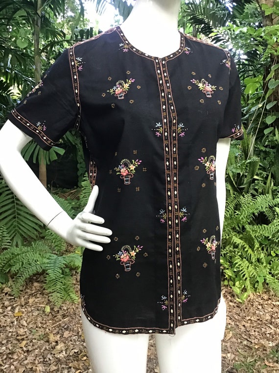 Vintage cotton chiffon embroidered top - image 8