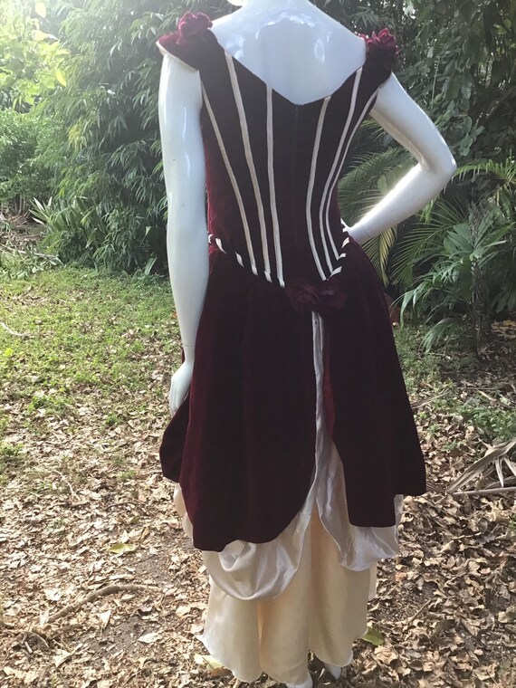 Vintage 1950s Dress with velvet corset and satin - image 10