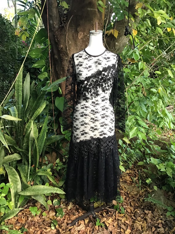 Lace Dress in black - image 3