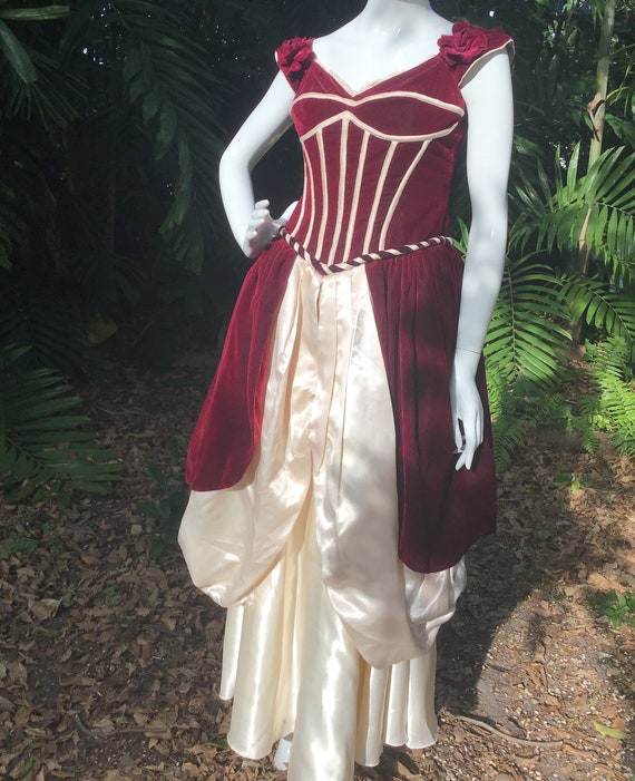 Vintage 1950s Dress with velvet corset and satin - image 2