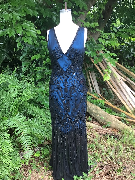 Vintage beaded dress with blue satin underslip - image 3