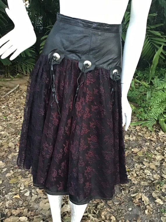 Vintage 80s leather and lace skirt - image 6