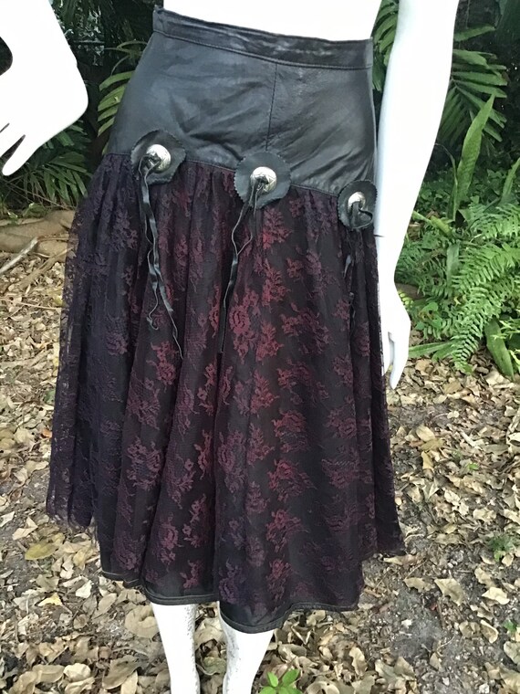 Vintage 80s leather and lace skirt - image 7