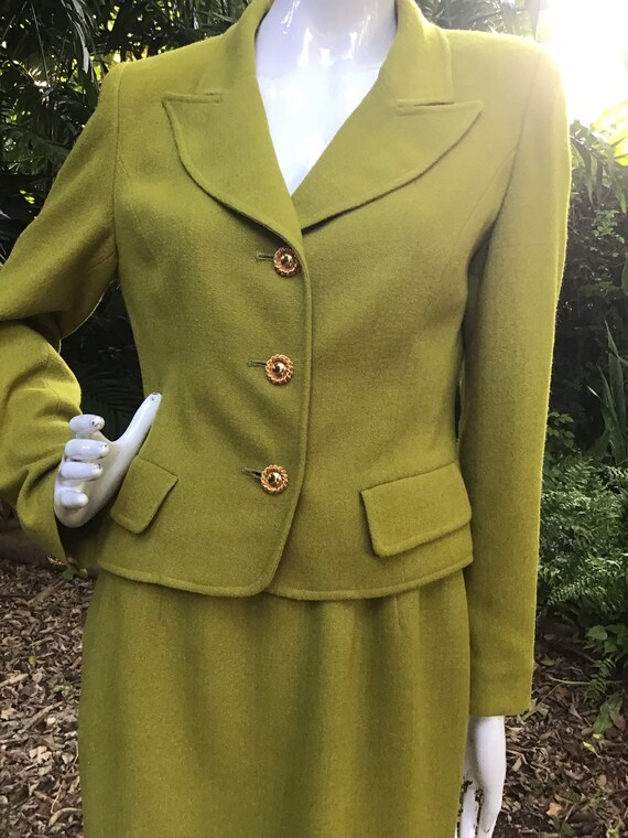 Vintage skirt suit with jacket 1960s - image 3