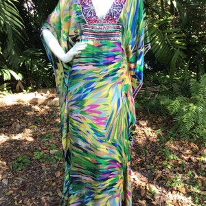 Vintage Kaftan in silk and sequins image 2